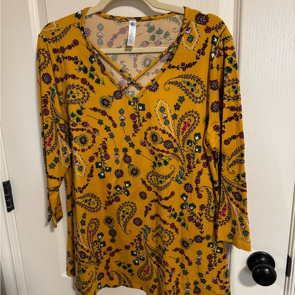 Floral Paisley V‑Neck Blouse – Mustard Boho Chic Top